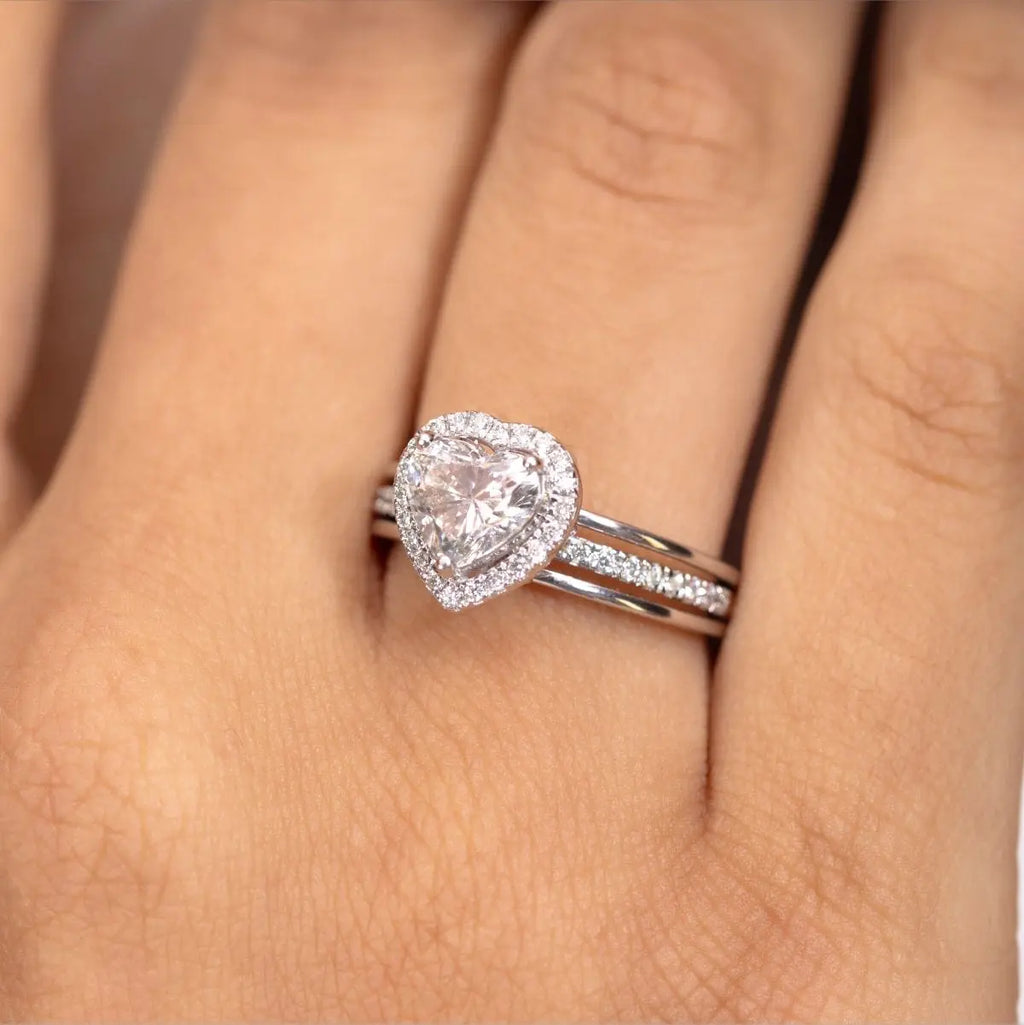 Centre Heart Diamond Ring