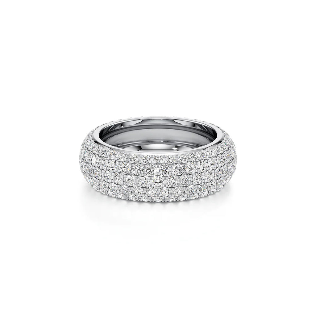 Classic Bloom Diamond Pendant – Elegant White Gold Necklace