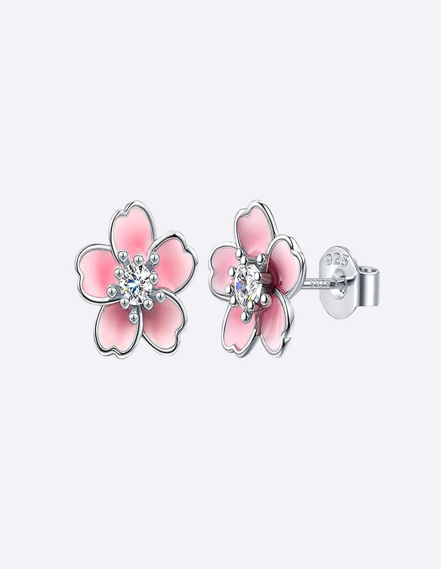 Petal-Inspired Floral Ring in Yellow Gold
