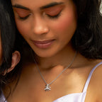 Elegant Loop Pendant – Stylish White Gold Statement Jewelry