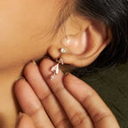 Rose Gold Leaf Drop Earrings – Elegant Nature-Inspired Sparkle