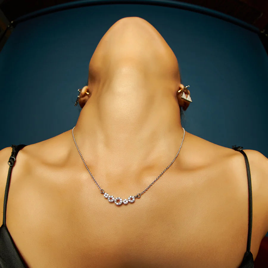Classic Bloom Diamond Pendant – Elegant White Gold Necklace