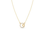 Diamond Circle Necklace with Clover Cutout – Elegant Pendant in Yellow Gold