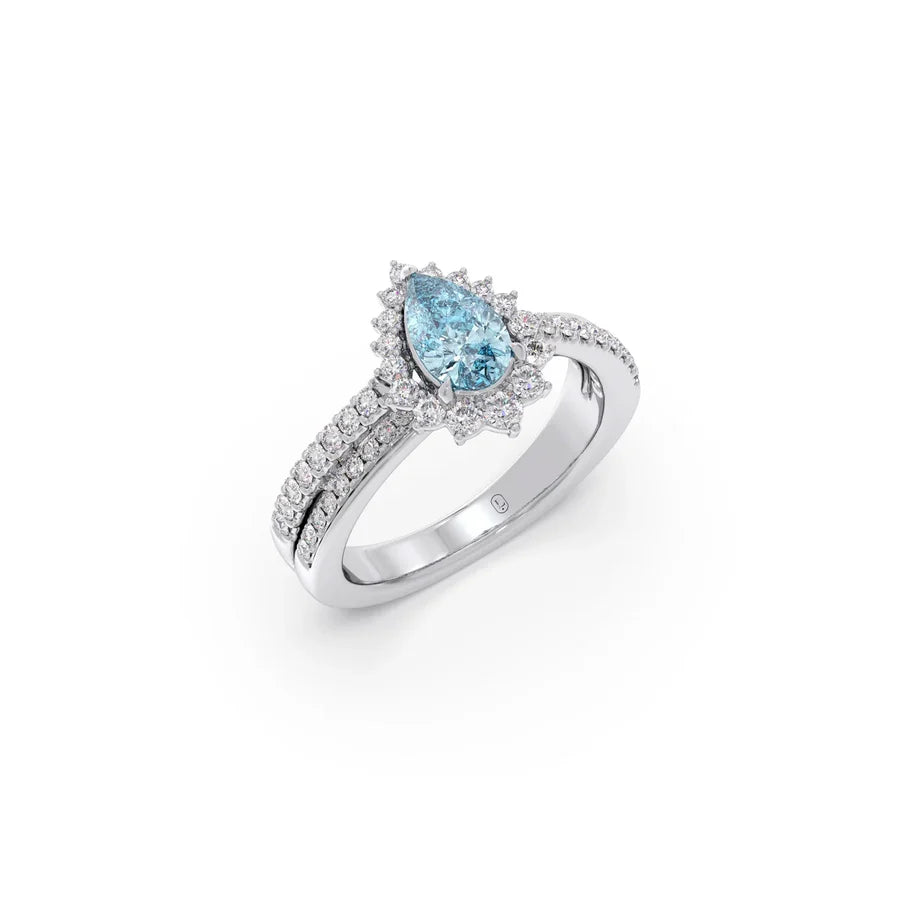 Teardrop Blue Gemstone Ring in Yellow Gold – Elegant Statement Ring with Diamonds