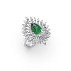 Emerald Statement Ring in Yellow Gold – Designer Peacock Style