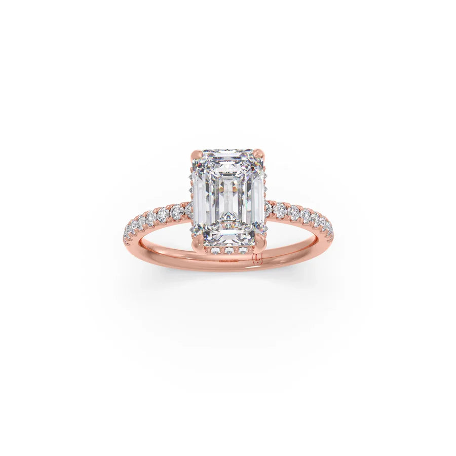 Emerald-Cut Diamond Solitaire Ring in Yellow Gold – Classic Elegant Engagement Style