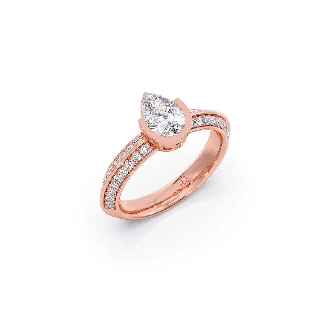 Pear Shaped Diamond Ring in Yellow Gold – Split Band with Halo Sparkle