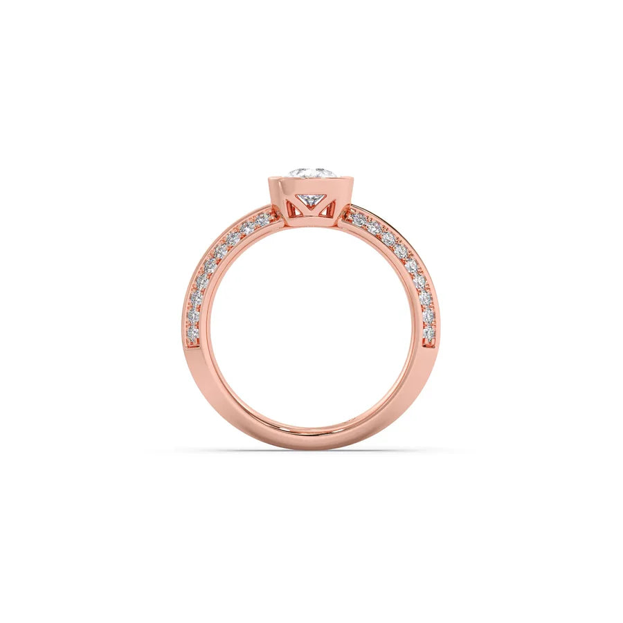 Pear Shaped Diamond Ring in Yellow Gold – Split Band with Halo Sparkle