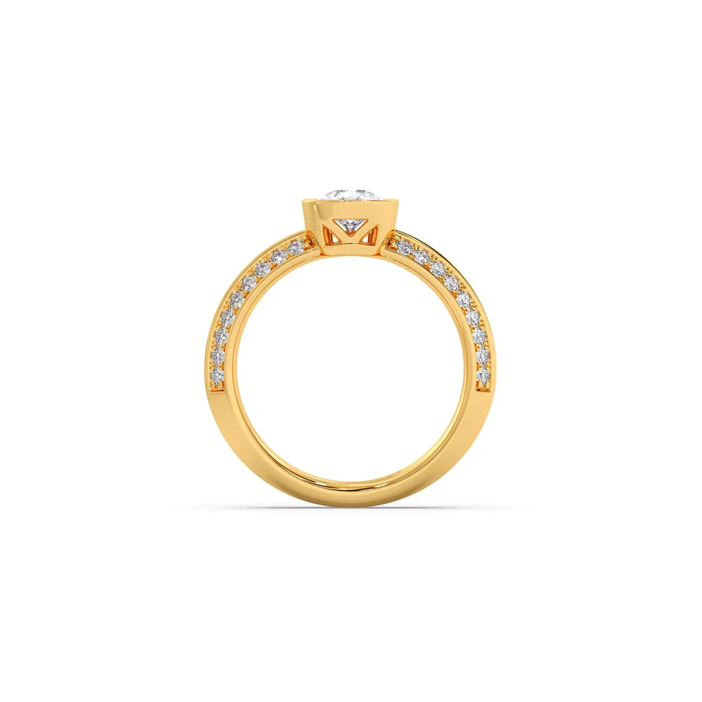 Pear Shaped Diamond Ring in Yellow Gold – Split Band with Halo Sparkle