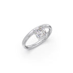 Cushion-Cut Diamond Solitaire Ring in Yellow Gold – Elegant Engagement Ring