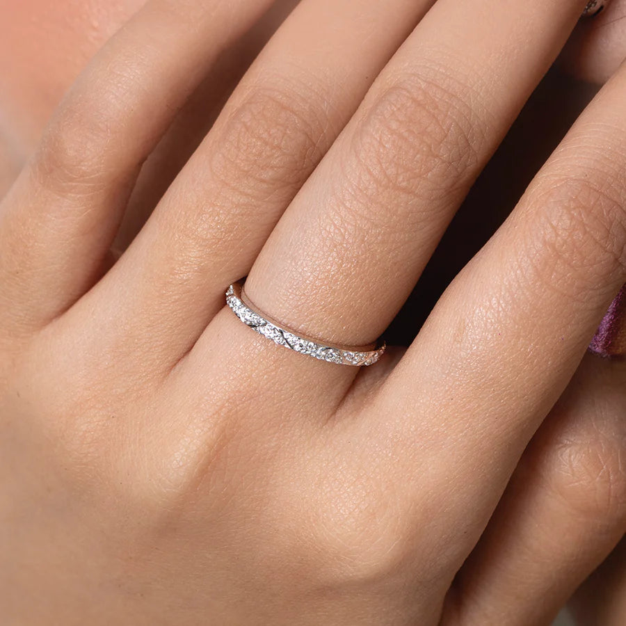Luxury Spark Diamond Earrings – Fine Jewelry in Rose Gold