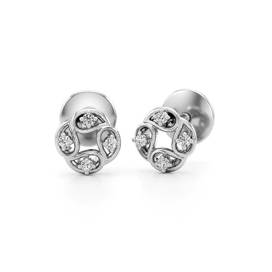 Floral Diamond Stud Earrings in Yellow Gold – Elegant Daily Wear